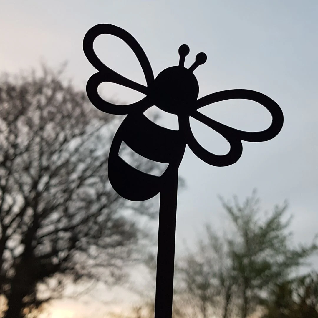 Metal Bee Stake - Image 10