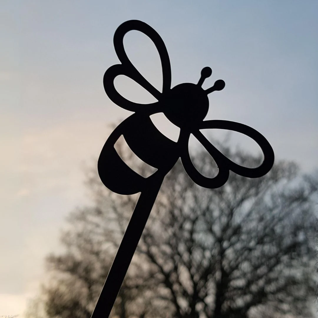 Metal Bee Stake - Image 7
