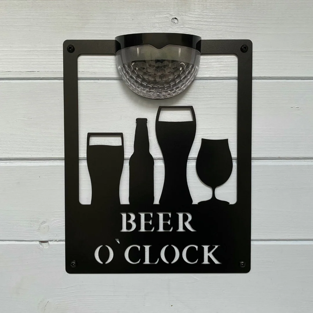Beer O'Clock Sign with Solar Powered Light - Image 4
