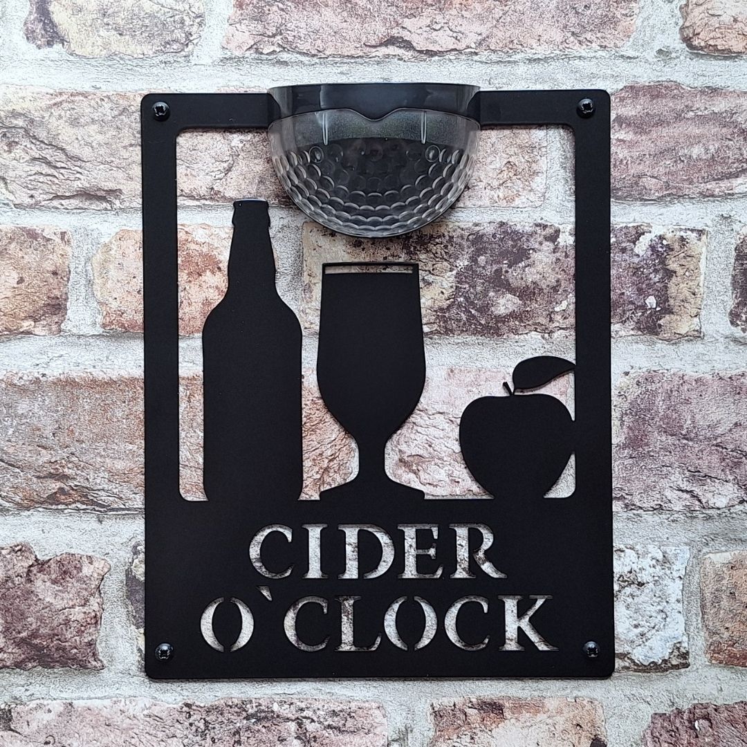 Cider O'Clock Sign with Solar Powered Light - Image 8