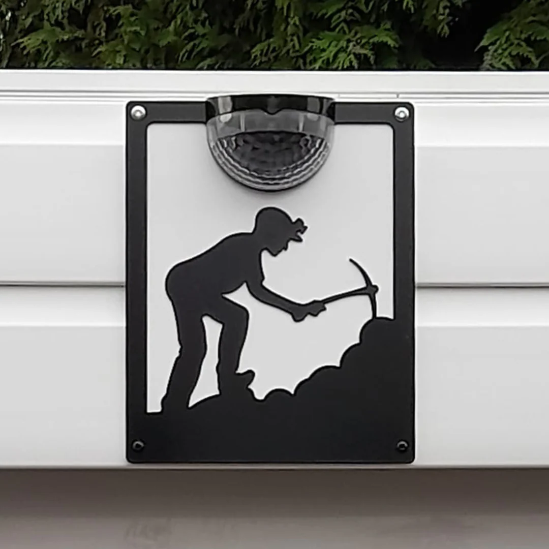 Coal Miner Solar Light Wall Plaque - Image 9