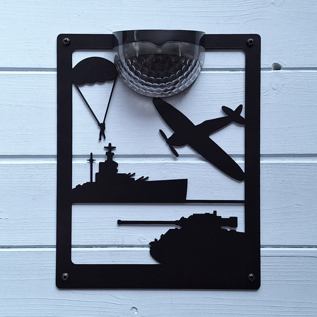LIMITED EDITION D-Day Solar Light Wall Plaque - Image 3