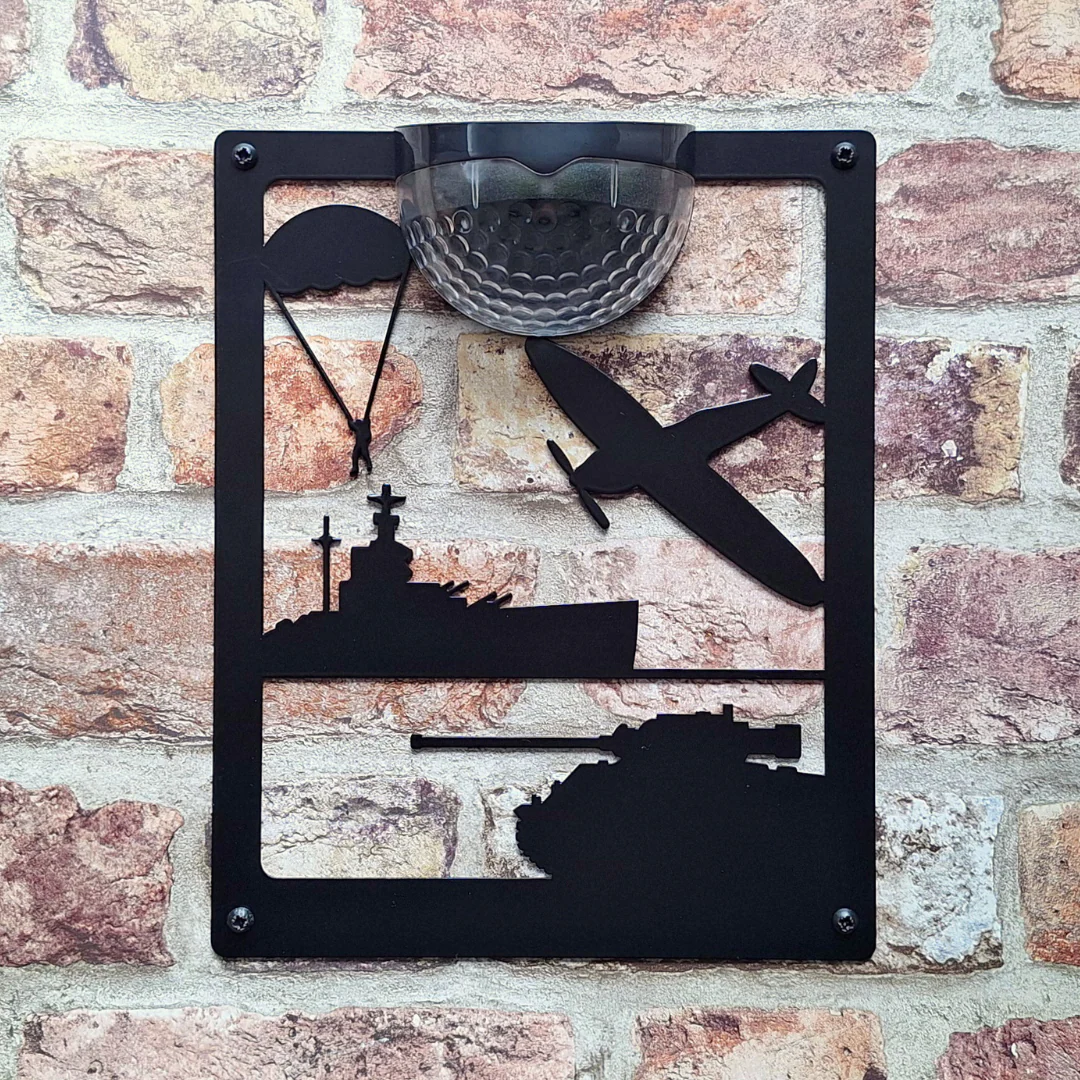 LIMITED EDITION D-Day Solar Light Wall Plaque - Image 8
