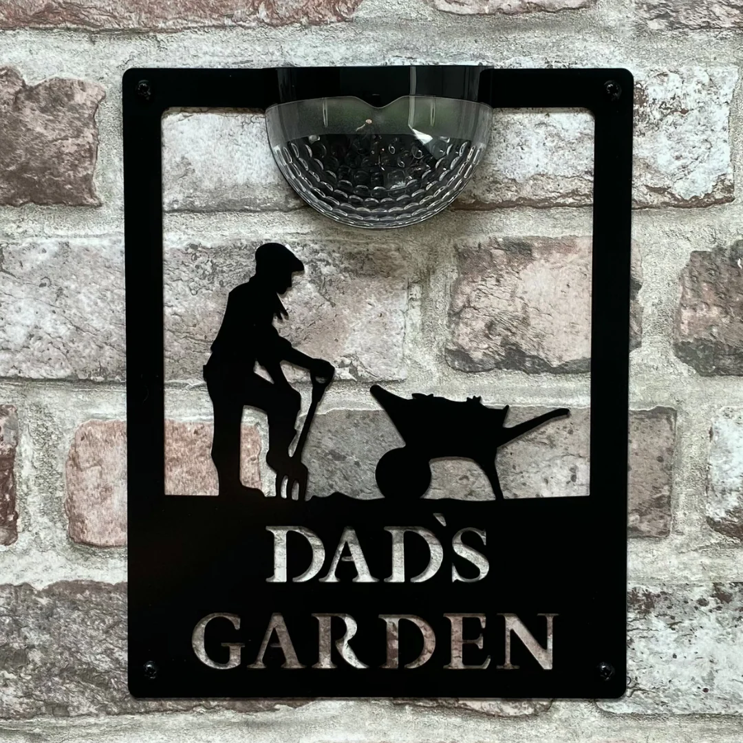 Dad's Garden Sign with Solar Powered Light - Image 7