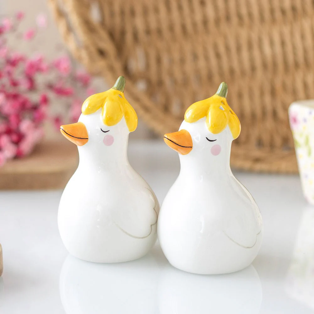 Daisy & Duck Salt and Pepper Shakers - Image 3