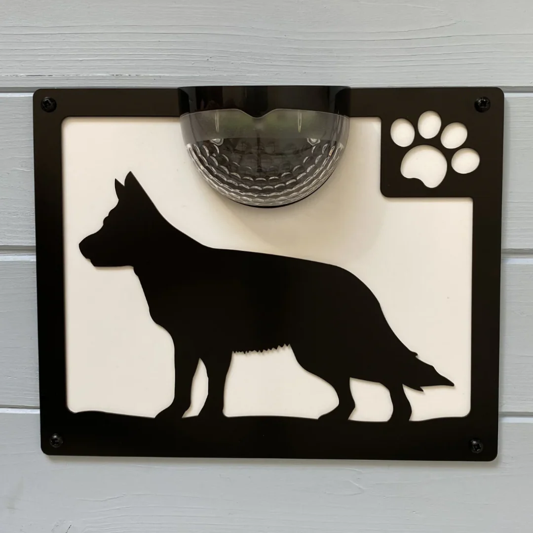 German Shepherd Dog Solar Light Wall Plaque - Image 9