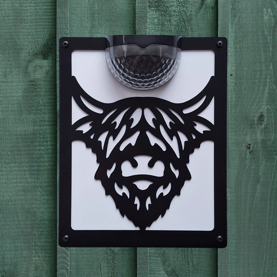 Highland Cow Solar Light Wall Plaque - Image 6