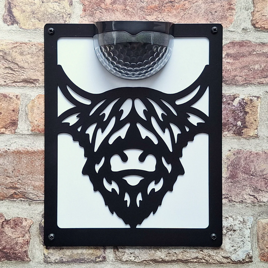 Highland Cow Solar Light Wall Plaque - Image 7