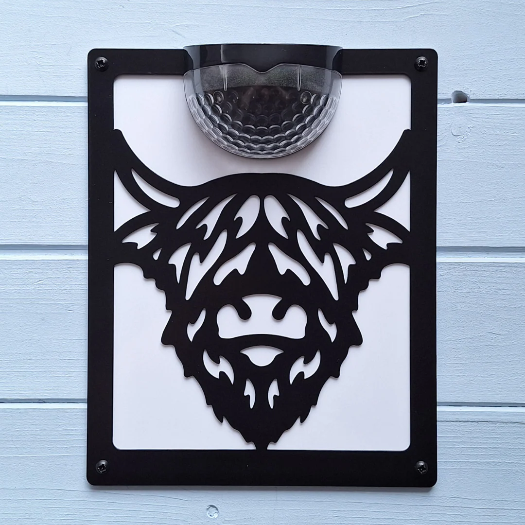 Highland Cow Solar Light Wall Plaque - Image 8