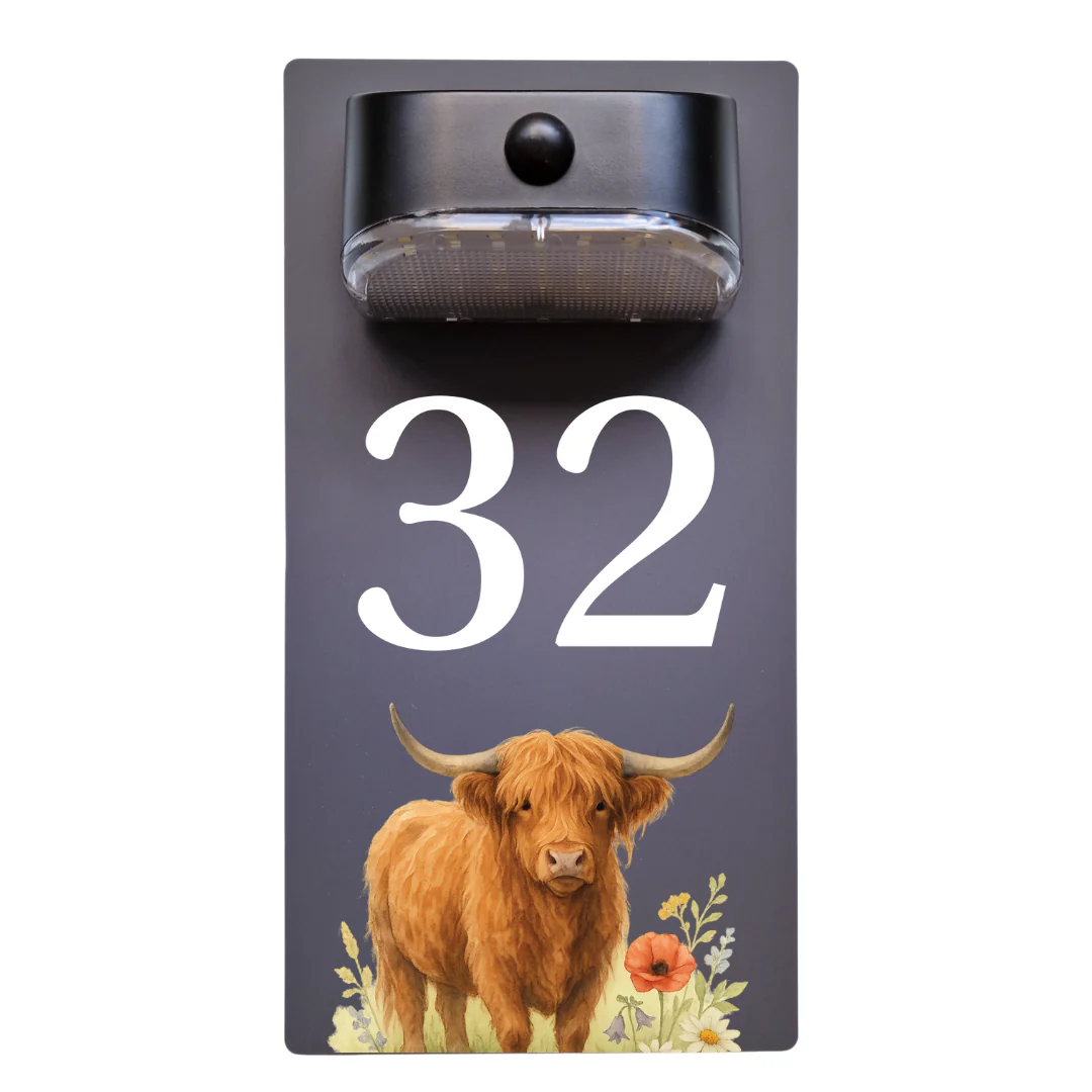 Highland Cow Motion Sensor Solar House Number Sign - Image 11