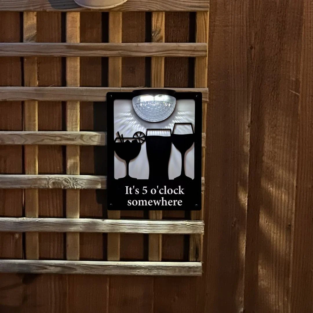 'It's 5 O'clock Somewhere' Drinks Solar Light Wall Plaque - Image 7