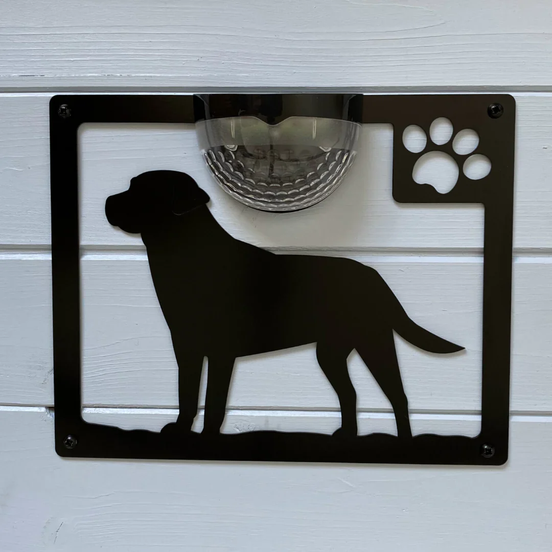 Labrador Dog Solar Light Wall Plaque - Image 3