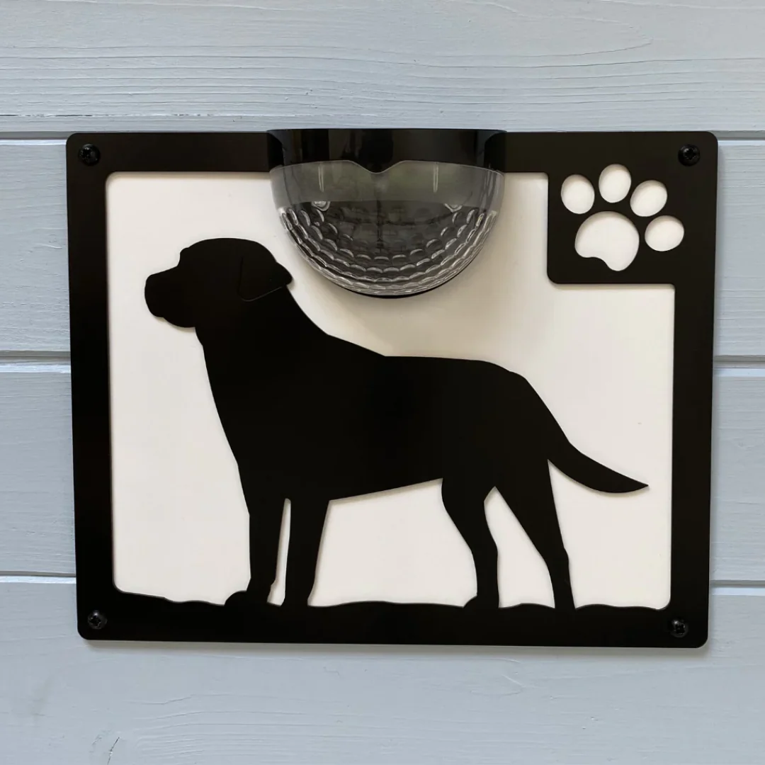 Labrador Dog Solar Light Wall Plaque - Image 4