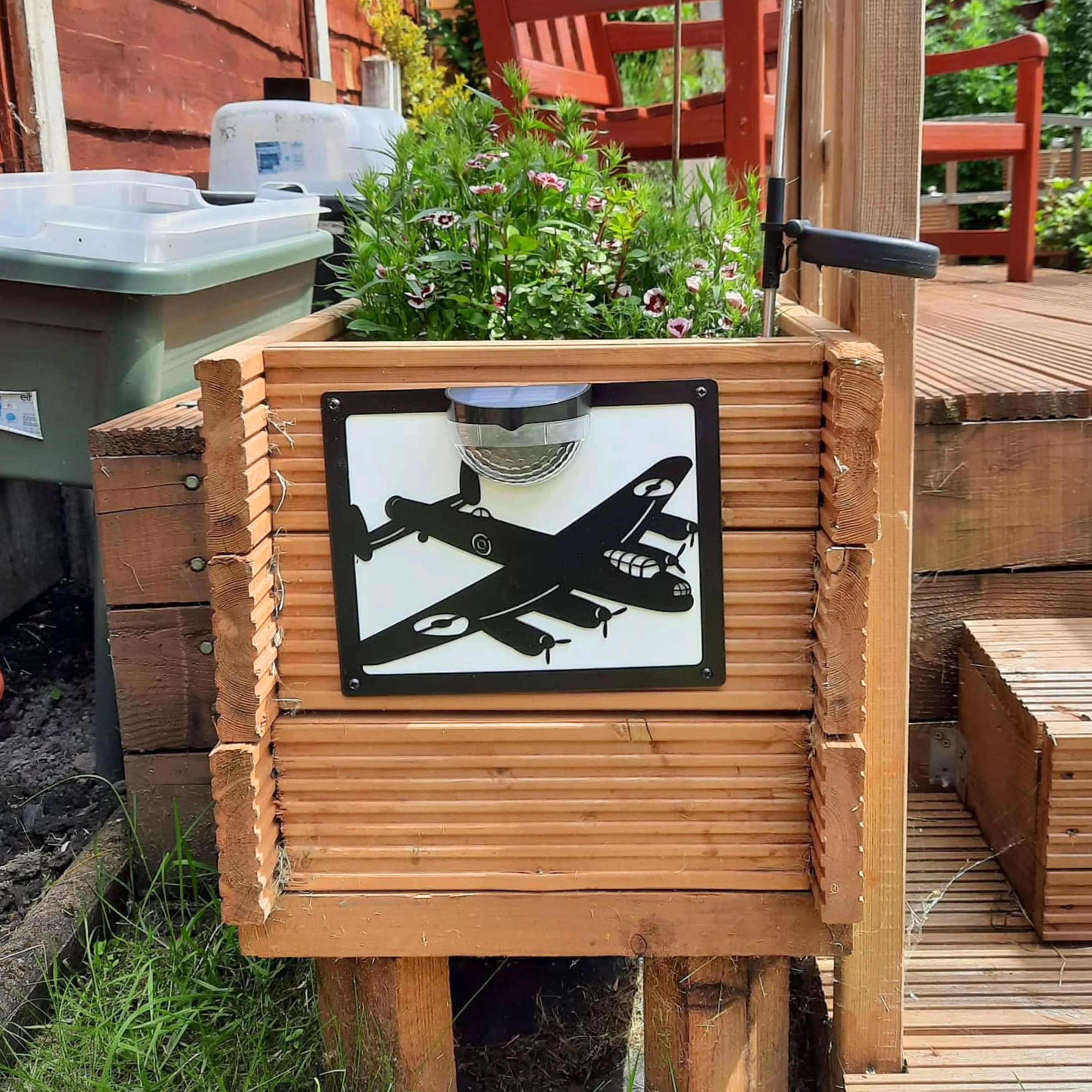 Lancaster Bomber Solar Light Wall Plaque - Image 6