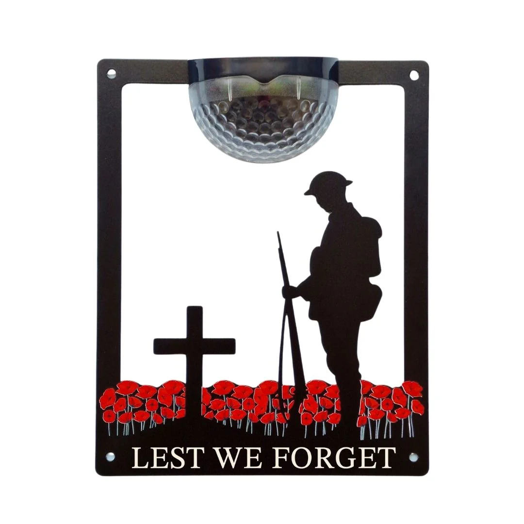 'Lest We Forget' Remembrance Soldier & Red Poppies Solar Light Wall Plaque - Image 6