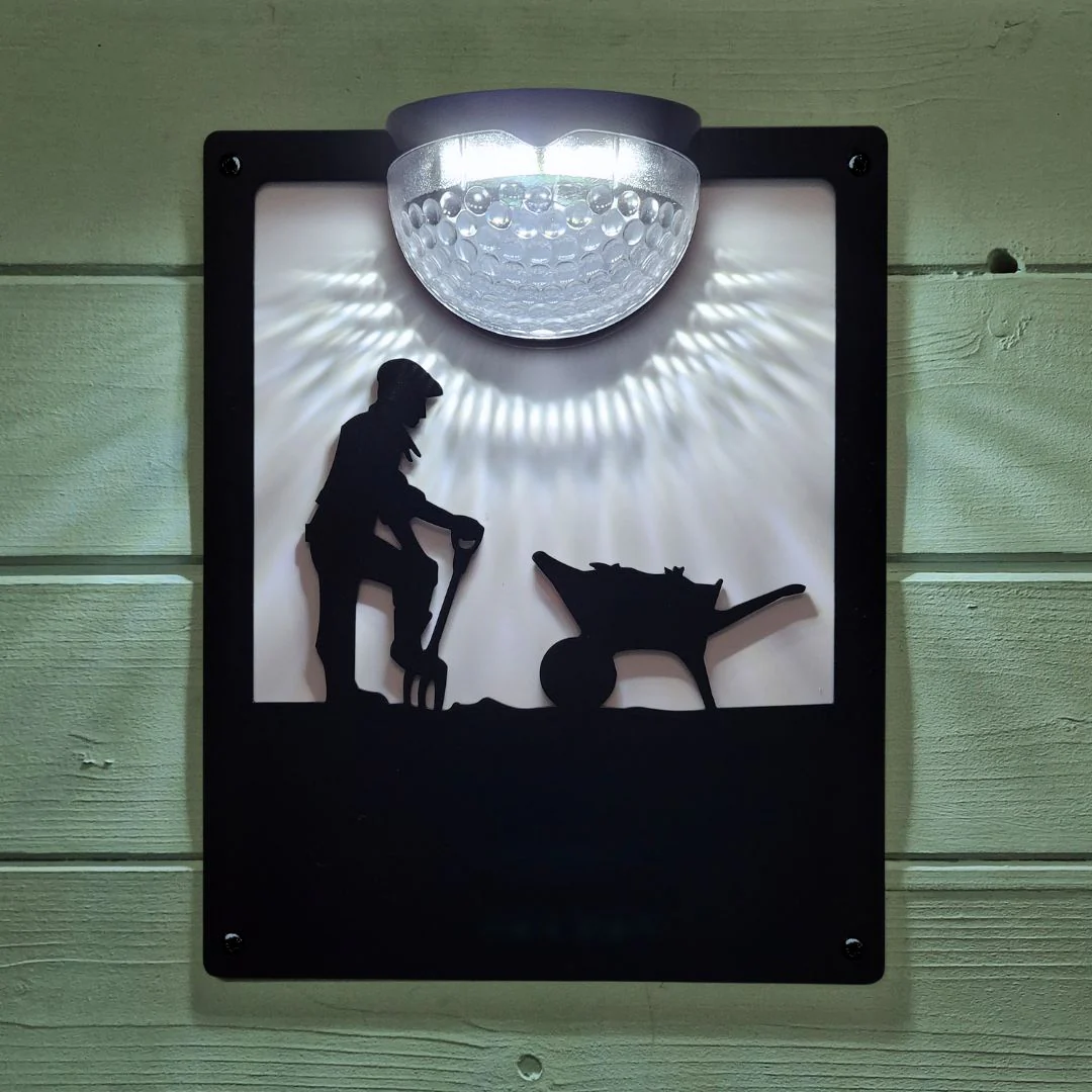 Male Gardener Solar Light Wall Plaque (You Can Personalise Me!) - Image 10