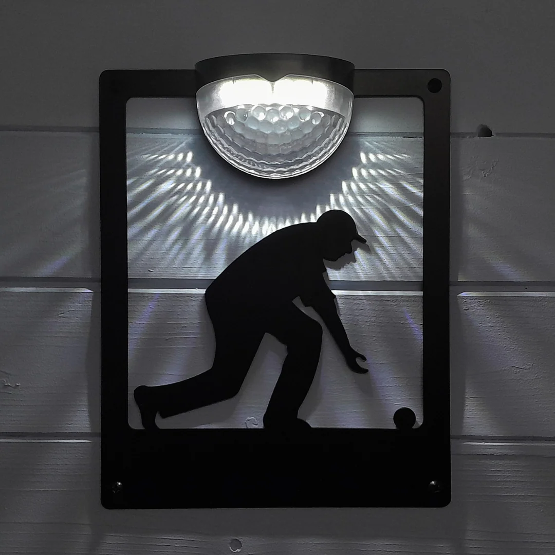 Man Lawn Bowler Wall Plaque with Solar Powered Light - Image 4