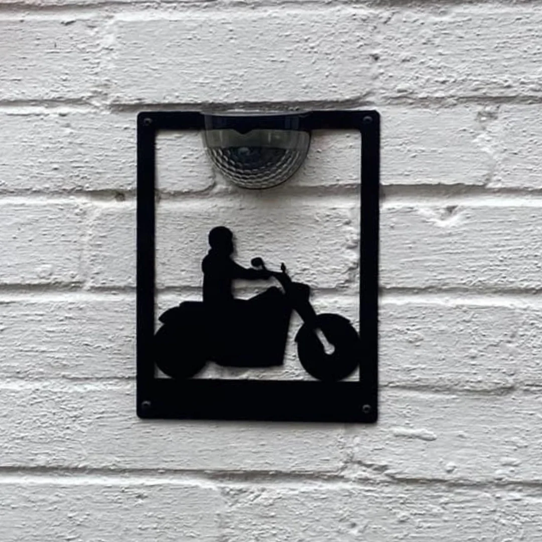 Motorbike Solar Light Wall Plaque - Image 3