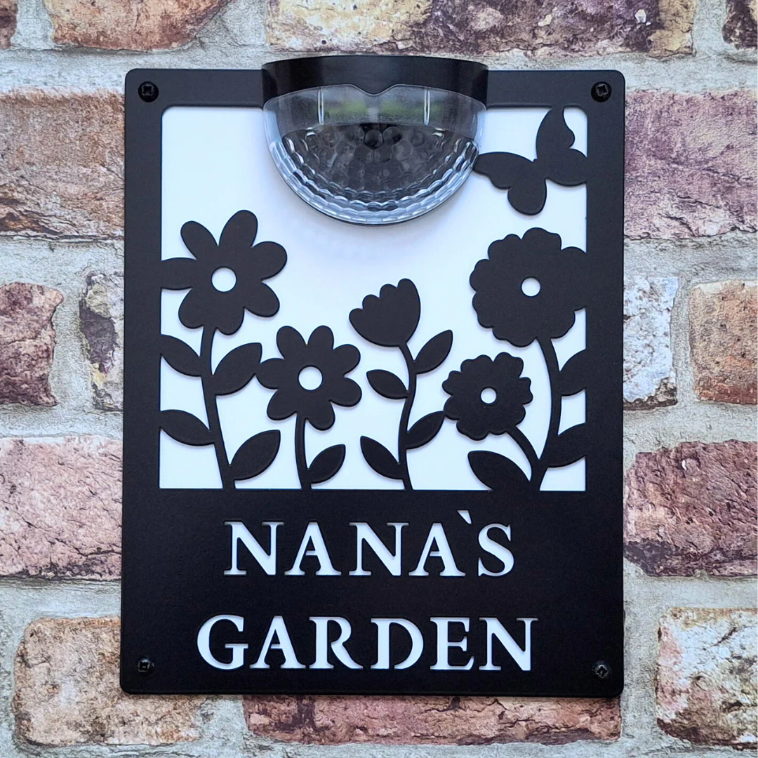 Nana's Garden Sign with Solar Powered Light - Image 6
