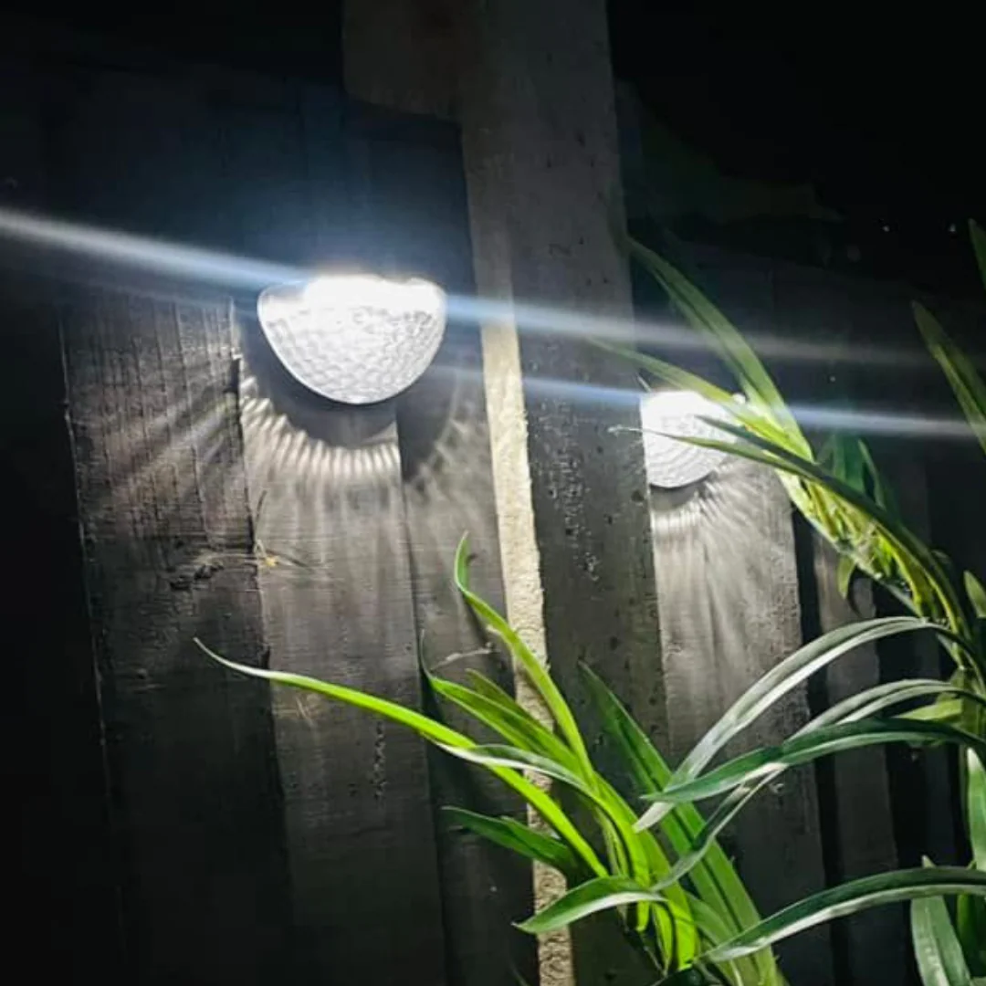 Pack of 2 Solar Lights - Image 3
