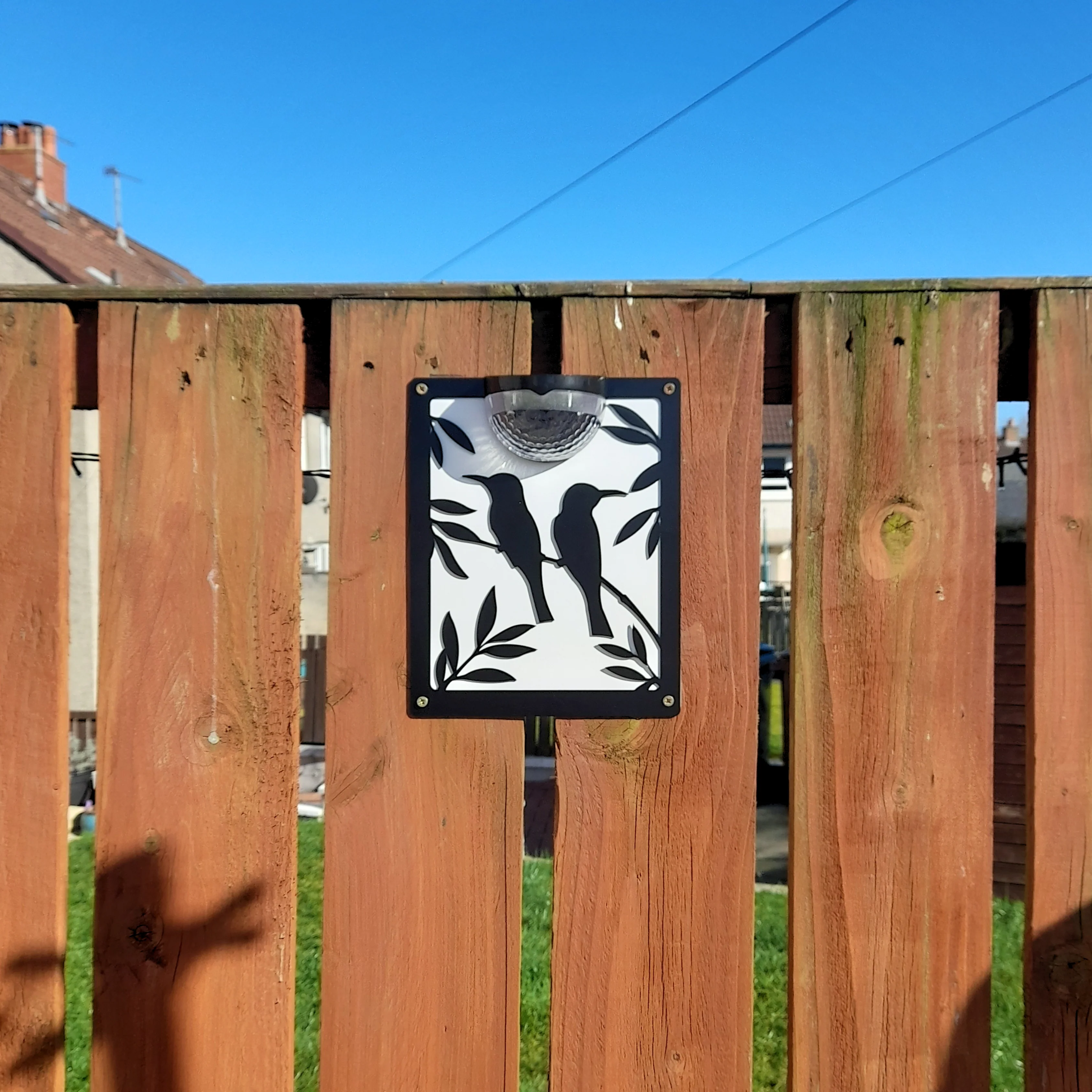 Two Birds Solar Light Wall Plaque - Image 9