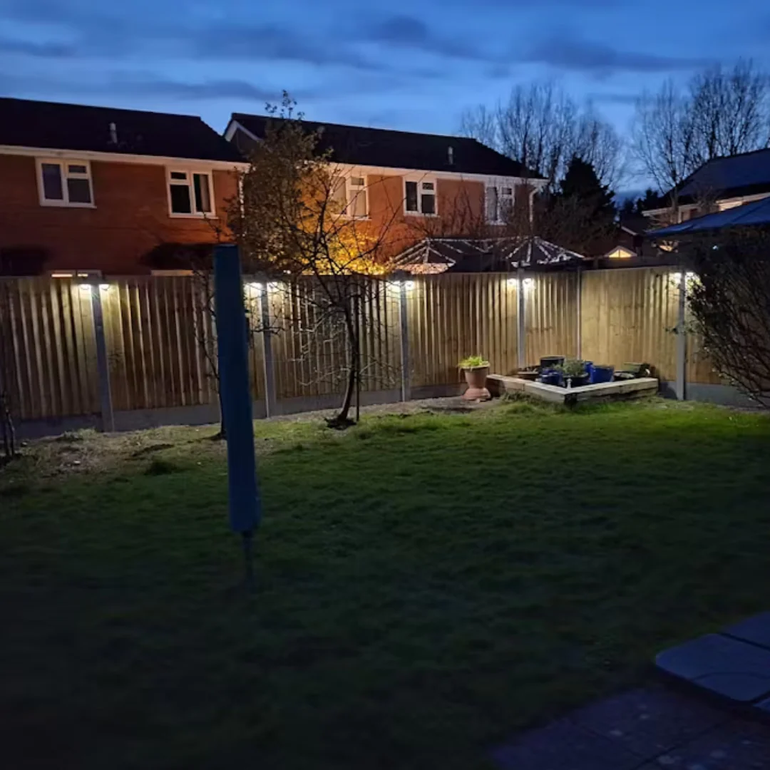 Hook Over Fence Solar Lights – Standard (No Motion Sensor) - No Screws or Drills Required! - Image 18