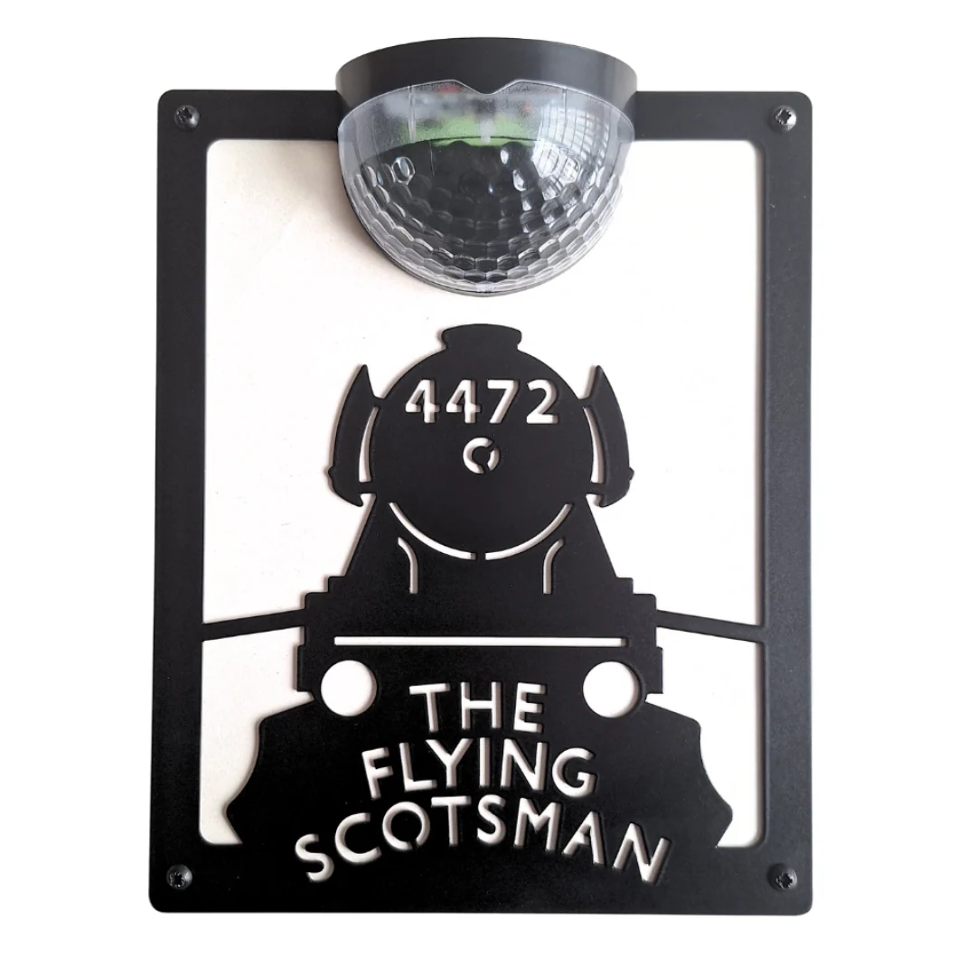 The Flying Scotsman Solar Light Wall Plaque - Image 9