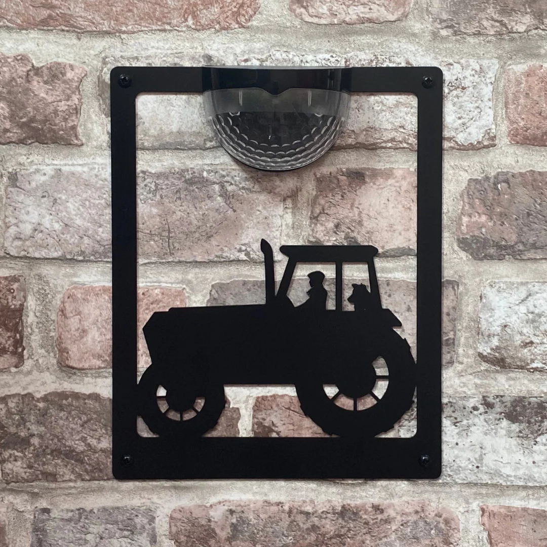 Tractor Solar Light Wall Plaque - Image 3
