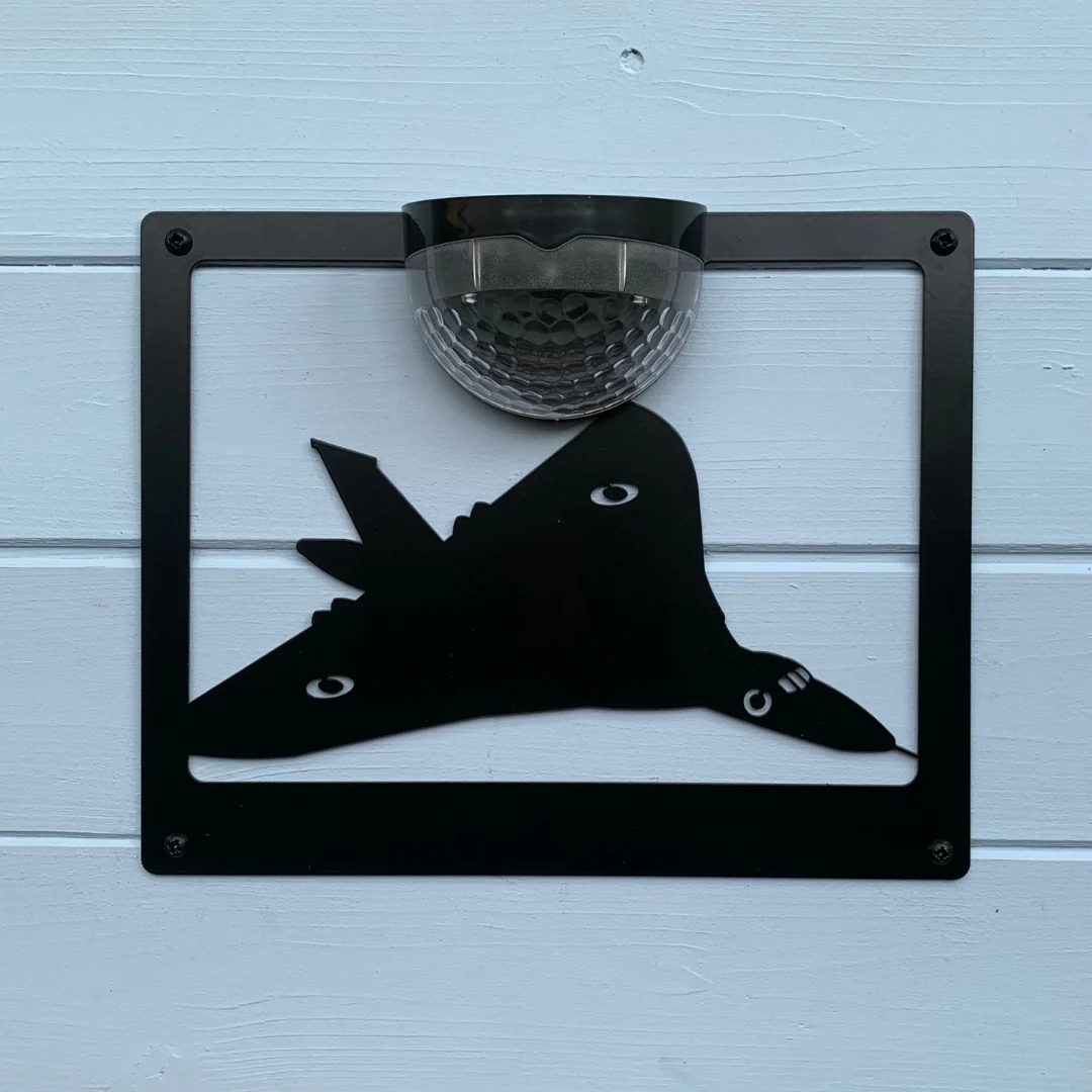 Vulcan Bomber Solar Light Wall Plaque - Image 3