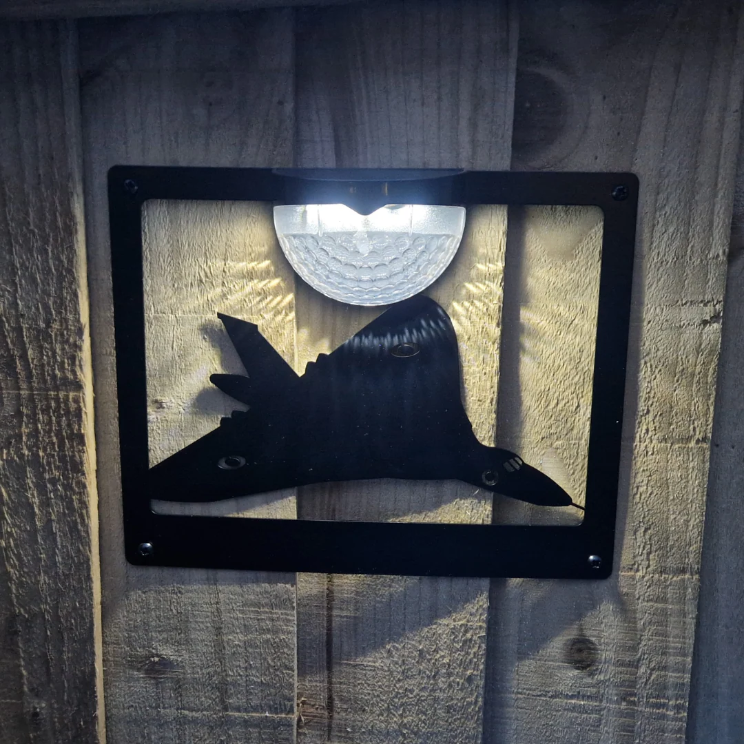 Vulcan Bomber Solar Light Wall Plaque - Image 8