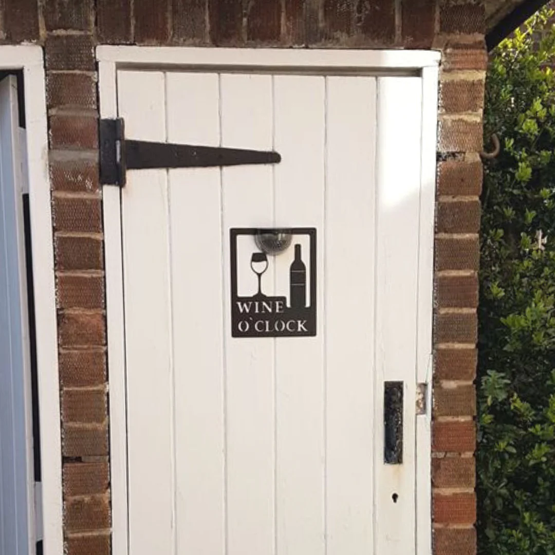 Wine O'Clock Sign with Solar Powered Light - Image 11